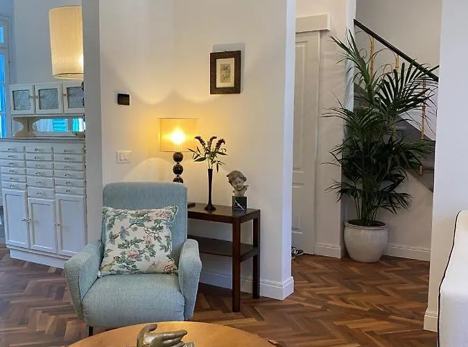 Charming Apt In San Frediano Apartment *